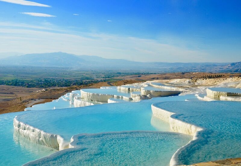 Lavanta Tarlaları & Salda Gölü & Pamukkale & Çeşme & Alaçatı & Ilıca Turu / Kurban Bayramı Özel 