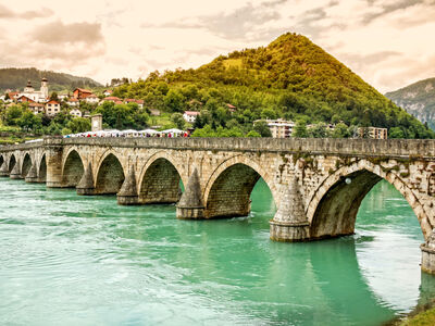 BALKANLARDA MASALSI ROTA NOSTALJİK SARGAN 8 TRENİ Pegasus Havayolları ile 5 Gece 6 Gün