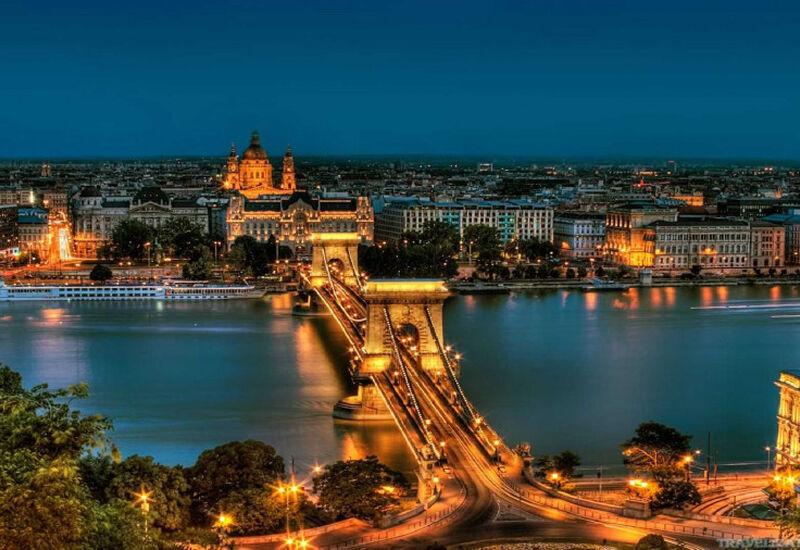 MEGA ORTA AVRUPA TURU Pegasus Havayolları ile 7 gece (PRG-BUD) (3* Ve 4 * Oteller -2)