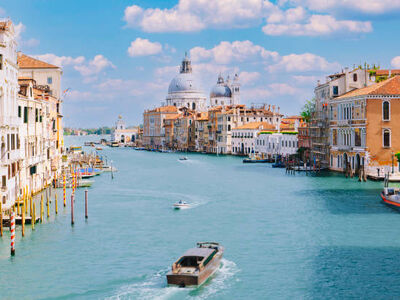 Büyük İtalya Turu Ajet Havayolları İle 5 Gece 6 Gün (Roma-Bergamo) 2026