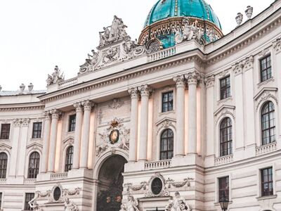 OTOBÜSLÜ BAŞTANBAŞA ORTA AVRUPA TURU 6 GECE 8 GÜN EKSTRA  TURLAR DAHİL