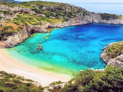 MAVİ – YEŞİL ARNAVUTLUK SAHİLLERİ PANORAMA 4 Gece 5 Gün Pegasus Havayolları ile (TIA-TIA)