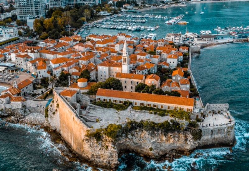 Kosovalı ve Budva Yüzme Molalı Büyük Balkanlar Kurban Bayramı Özel THY İle Akşam Yemekleri Dahil