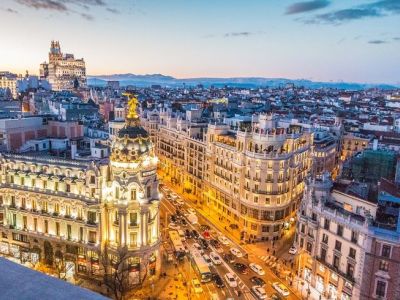 İZMİR’den İTALYA & FRANSA & İSPANYA TURU 7 Gece Sun Express Gidiş - THY Dönüş BCN-MXP