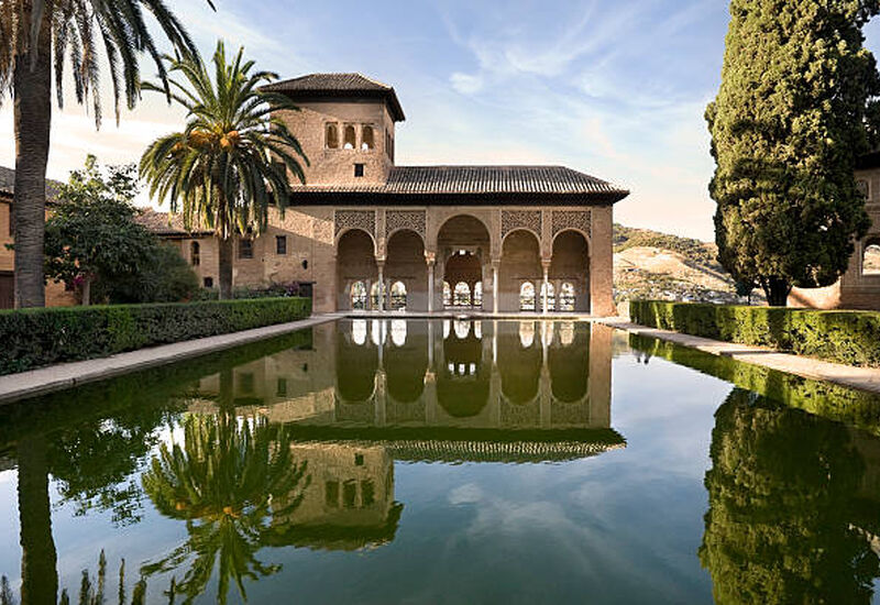 İZMİR’den İSPANYA ve ENDÜLÜS İKONLARI Pegasus Hava Yolları İle 5 Gece 6 Gün (BCN-MAD)