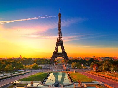 İSPANYA & FRANSA & İTALYA TURU Pegasus Havayolları ile 7 Gece (BCN-BGY))