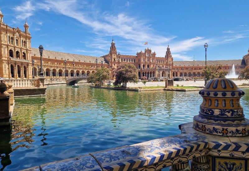 Baştan Başa İspanya Turu THY İle Kurban Bayramı Özel 7 Gece 8 Gün 2026  AGP - VLC