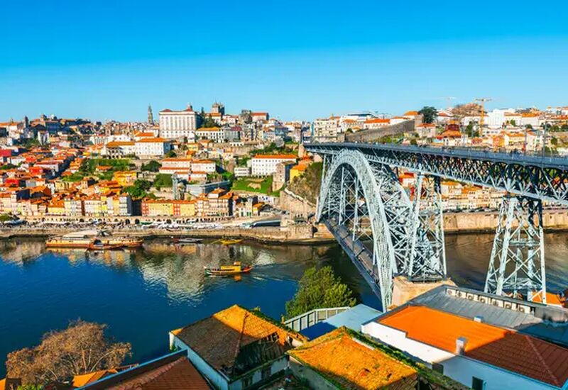 İZMİR’den MEGA PORTEKİZ & ENDÜLÜS & İSPANYA Pegasus Havayolları ile 10 Gece (LIS-BCN)